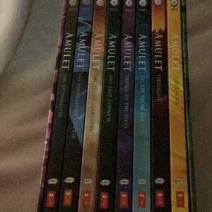 Amulet Graphic Novel Box Set